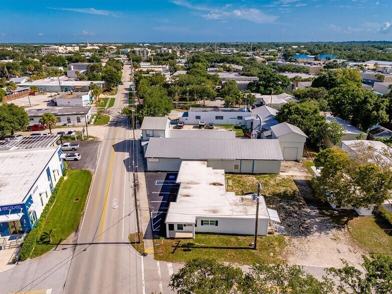 More Photos Of 1708 Old Dixie Hwy, Vero Beach General Retail For Sale
