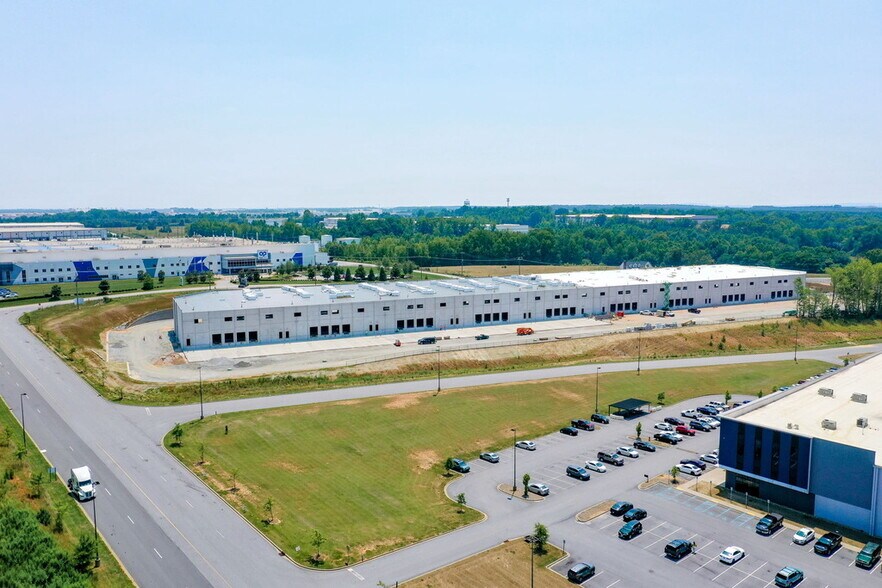 More Photos Of 311 Genoble Rd, Greer Distribution For Lease