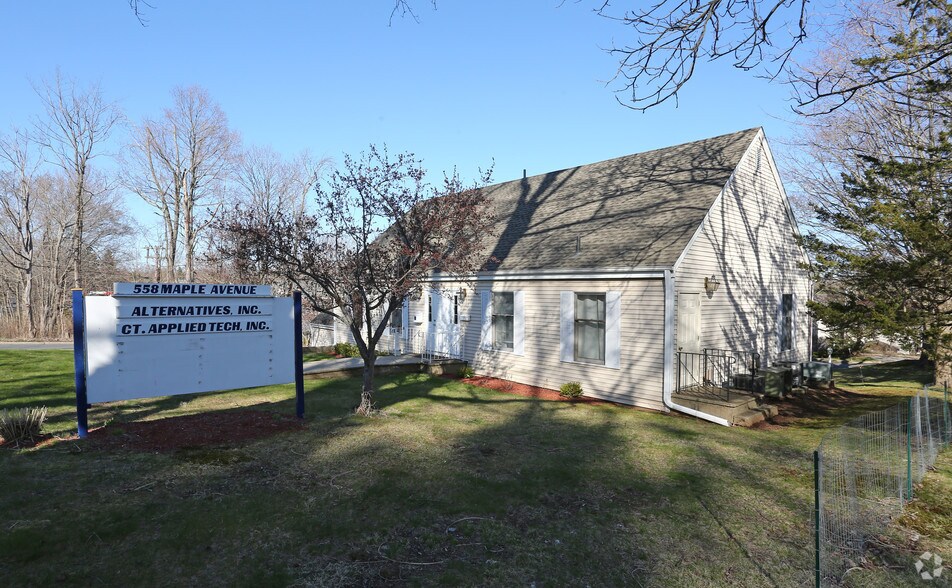 More Photos Of 558 Maple Ave, Cheshire Office For Sale