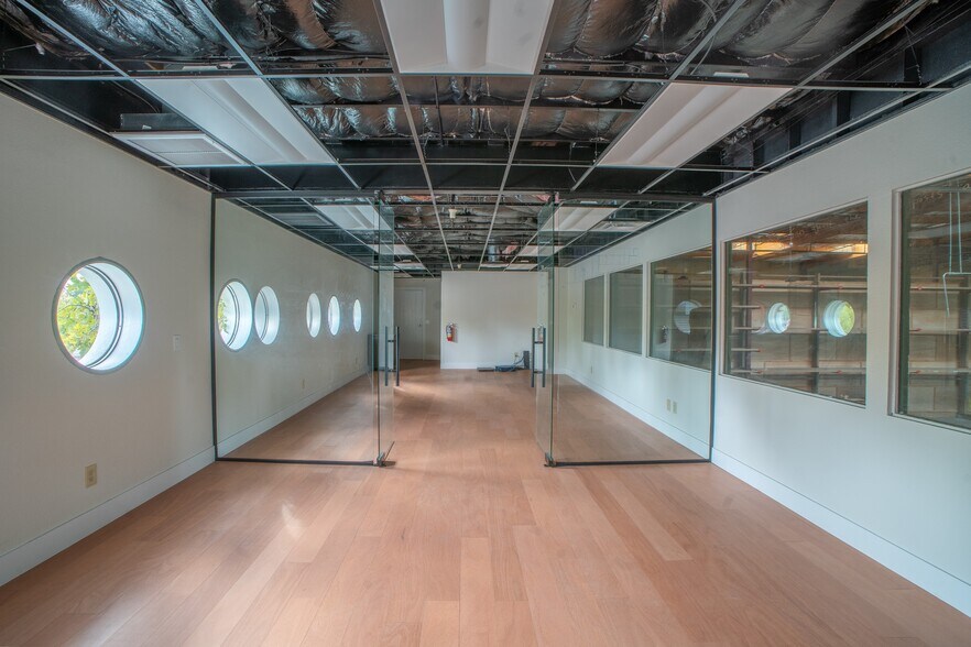 More Photos Of 1113 Del Paso Blvd, Sacramento Warehouse For Sale