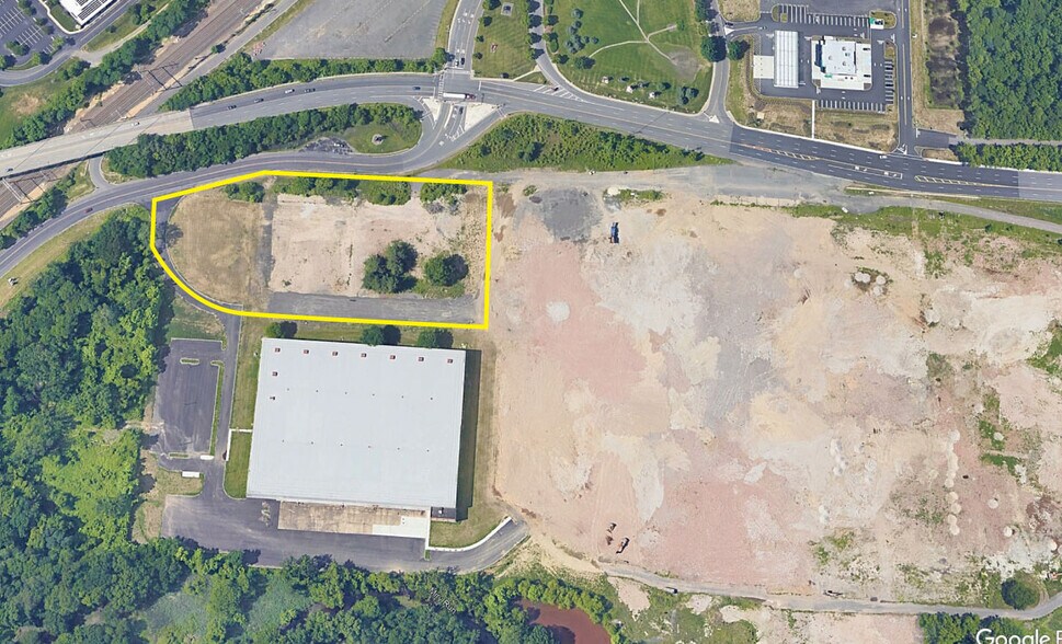 More Photos Of 861 Sloan ave, Hamilton Land For Sale