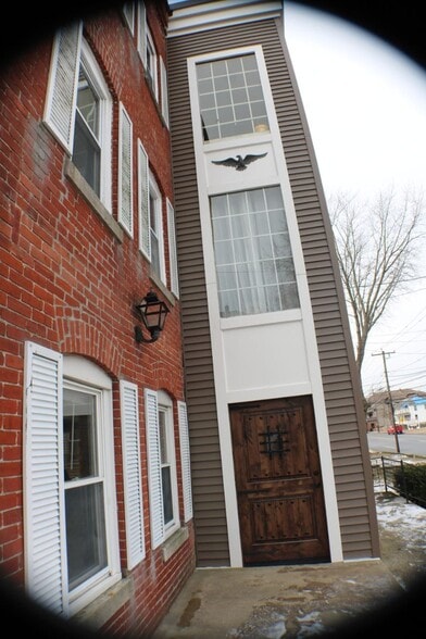 More Photos Of 30 E Main St, Webster Storefront Retail Residential For Lease