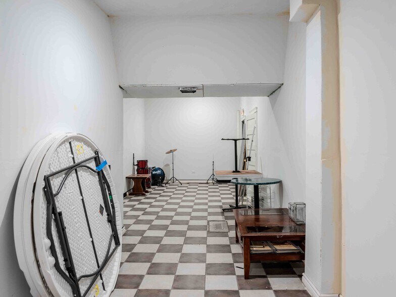 More Photos Of 210 E Galena Ave, Aurora General Retail For Sale