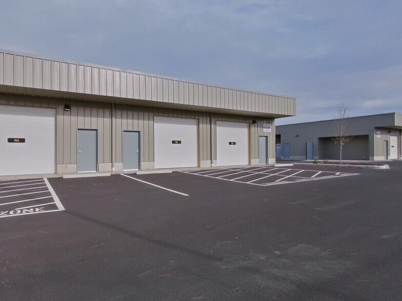 More Photos Of 3985 Kathryn Ave, Springfield Unknown For Lease