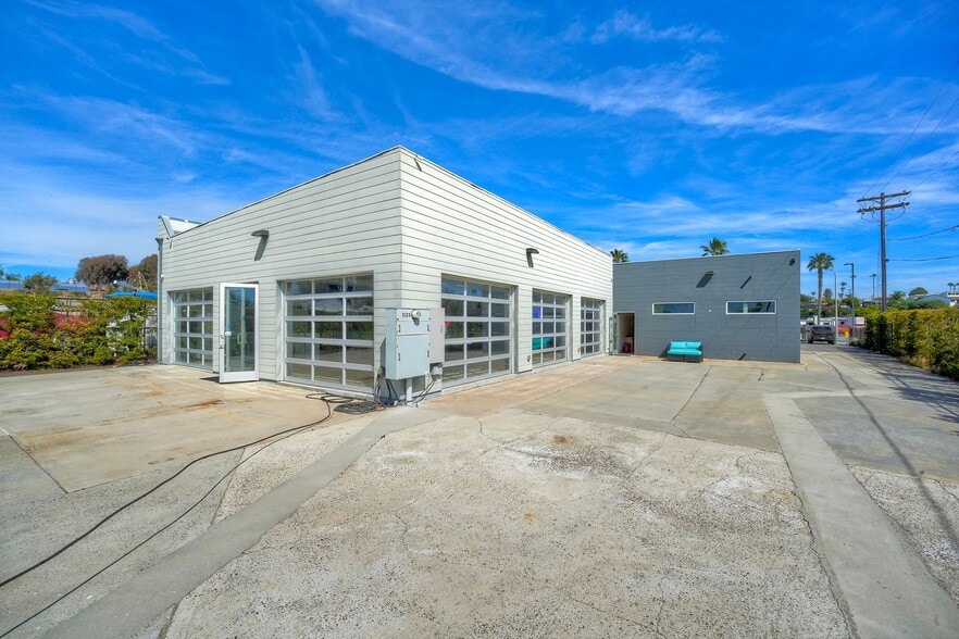 More Photos Of 1523 S Coast Hwy, Oceanside Freestanding For Sale