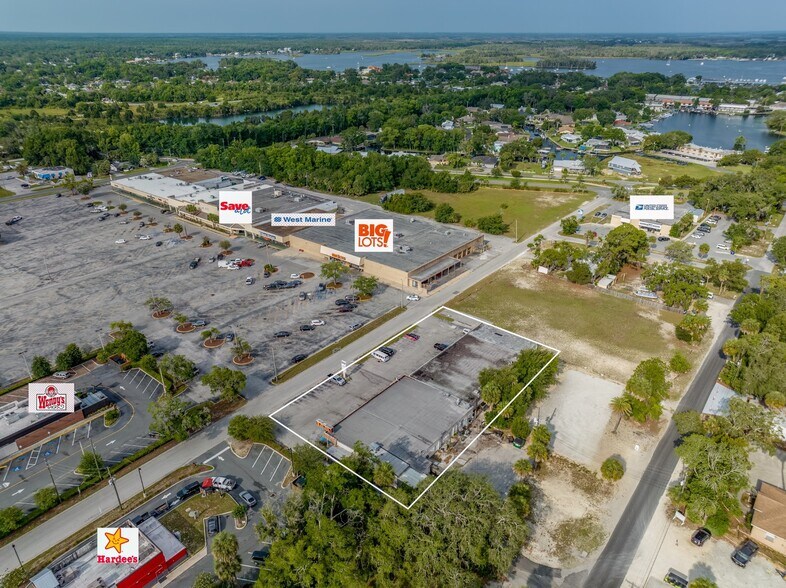 More Photos Of 431-471 NE 1st Ter, Crystal River Freestanding For Sale