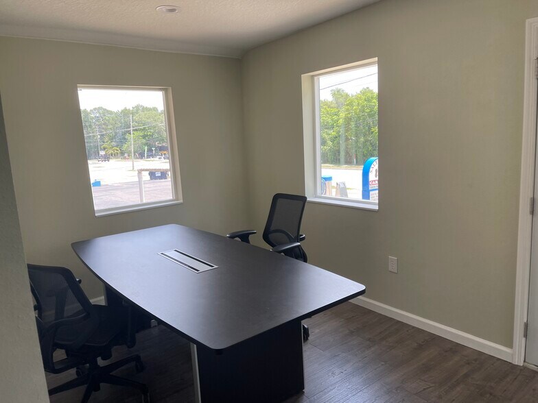 More Photos Of 625 E New York Ave, Deland General Retail For Sale