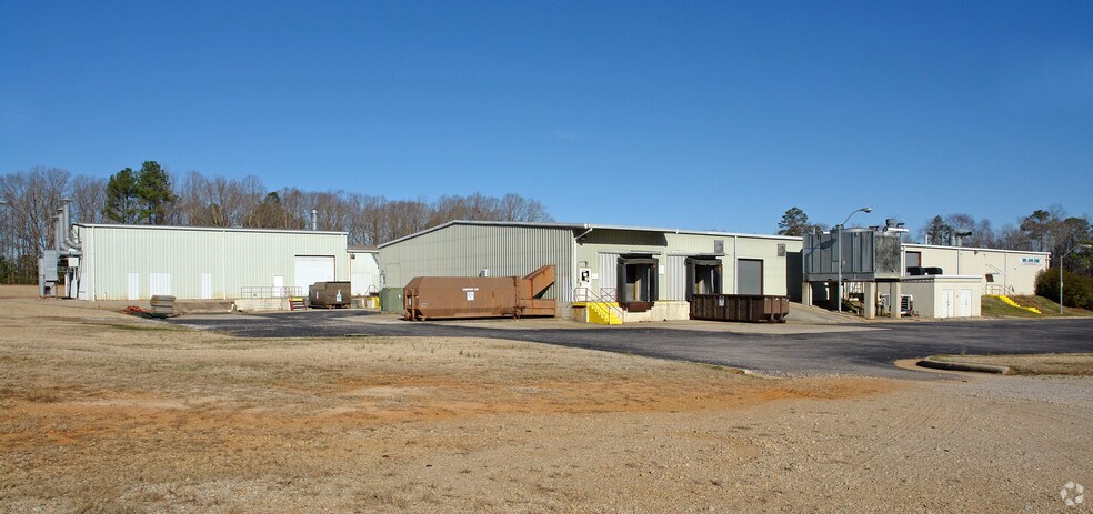 More Photos Of 10235 US 264A, Middlesex Manufacturing For Lease