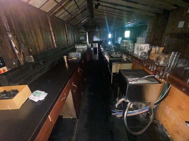 More Photos Of 21445 Gumina Rd, Brookfield Restaurant For Sale