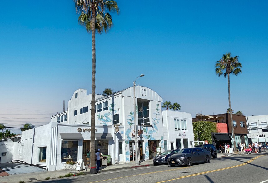 Primary Photo Of 1421 ABBOT KINNEY, Venice Office For Lease