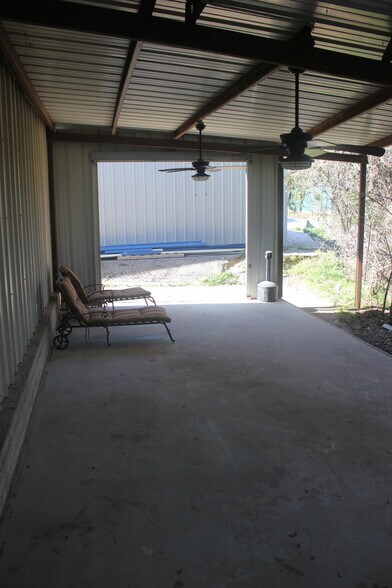 More Photos Of 4111 W State Highway 29, Georgetown Warehouse For Sale