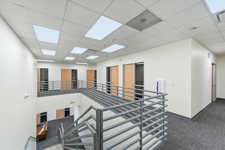 More Photos Of , Pearland Office For Sale