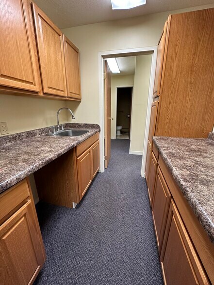 More Photos Of 3609 E Jefferson Blvd, South Bend Office For Lease