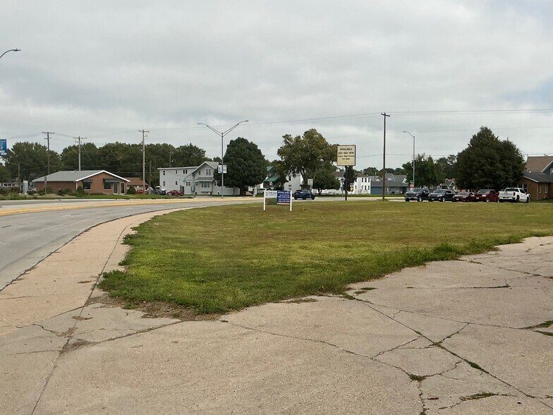 More Photos Of 802 W 25th St, Kearney Land For Sale