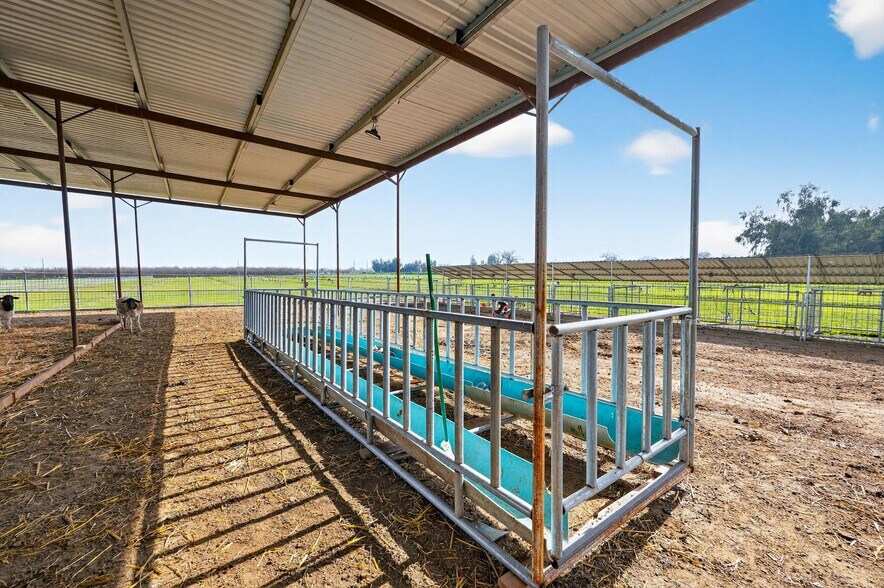 More Photos Of 6873 20th Ave, Lemoore Land For Sale