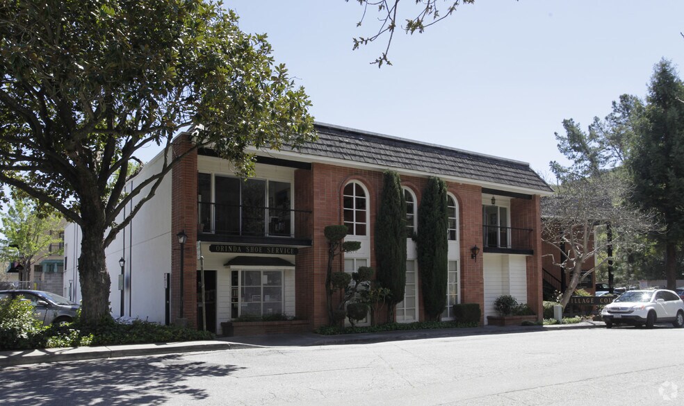 Primary Photo Of 23-61 Avenida de Orinda, Orinda Office For Lease