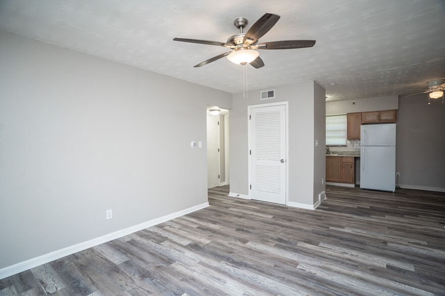 More Photos Of 2525 Lakeview Ave, Dayton Apartments For Sale