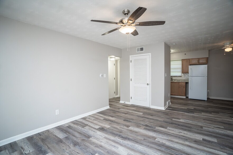 More Photos Of 2525 Lakeview Ave, Dayton Apartments For Sale