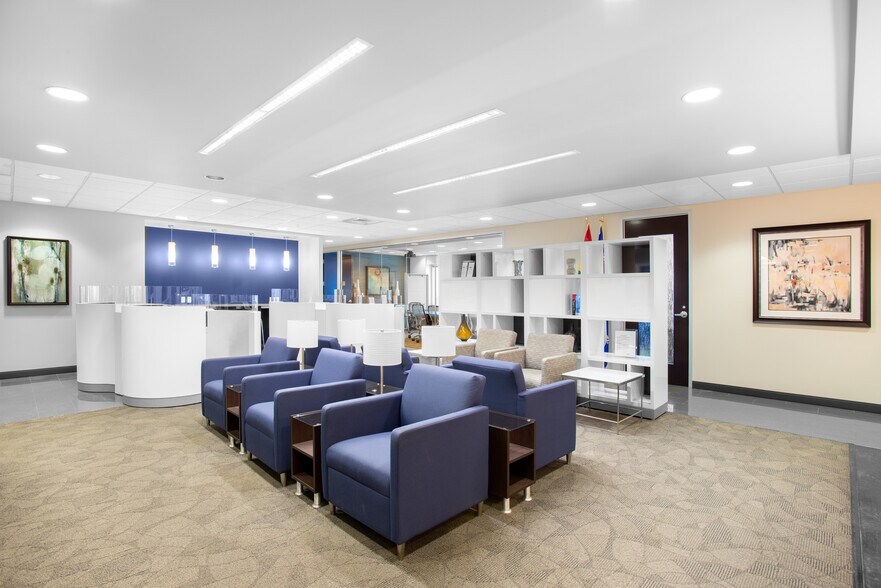 More Photos Of 9840-9860 Von Allmen Ct, Louisville Coworking Space