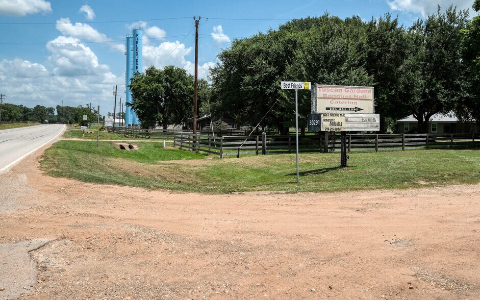 More Photos Of 30291 FM 1488 Rd, Waller Lodge Meeting Hall For Sale