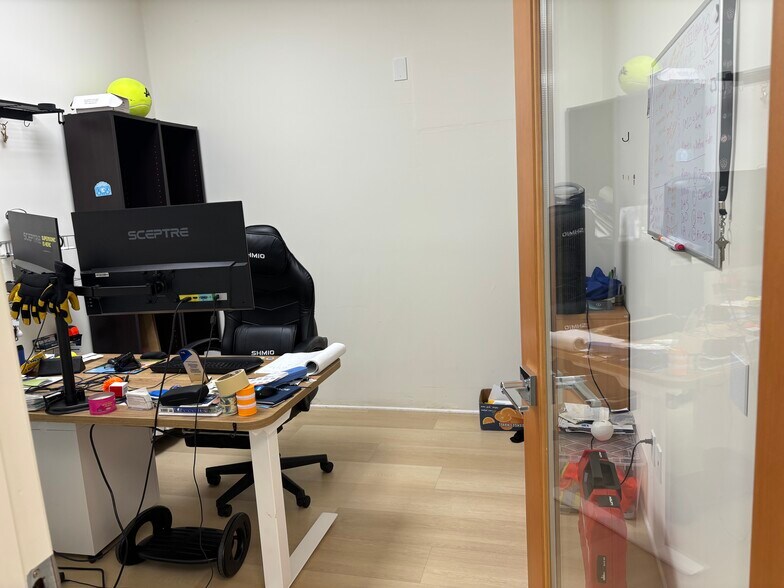 More Photos Of 346 N Azusa Ave, La Puente Storefront Retail Office For Sale