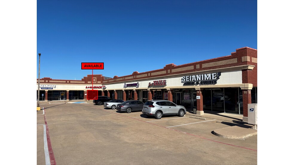 More Photos Of 6900 Denton Hwy, Watauga Restaurant For Lease