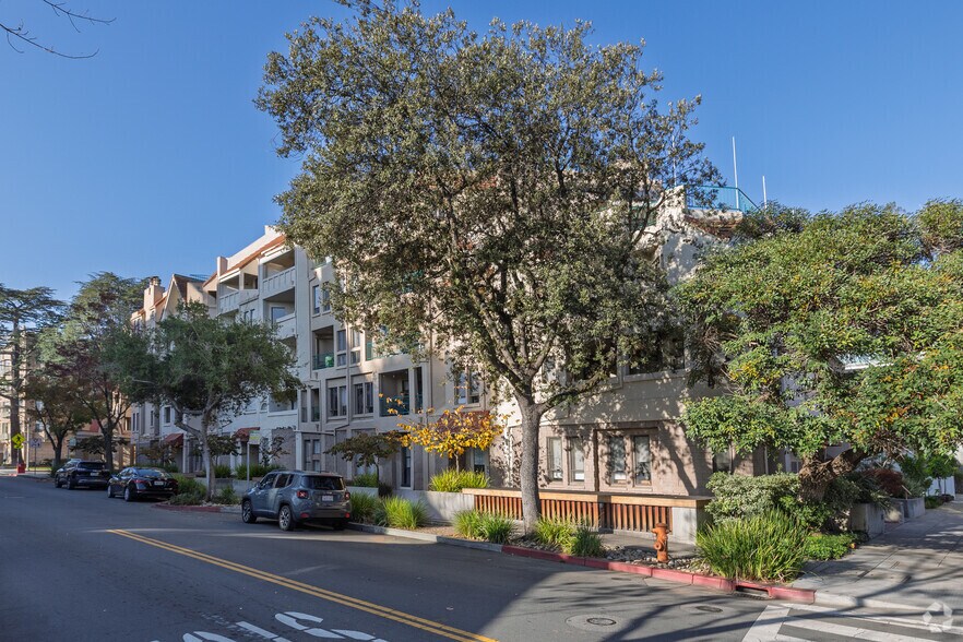 More Photos Of 375 Forest Ave, Palo Alto Office Residential For Lease
