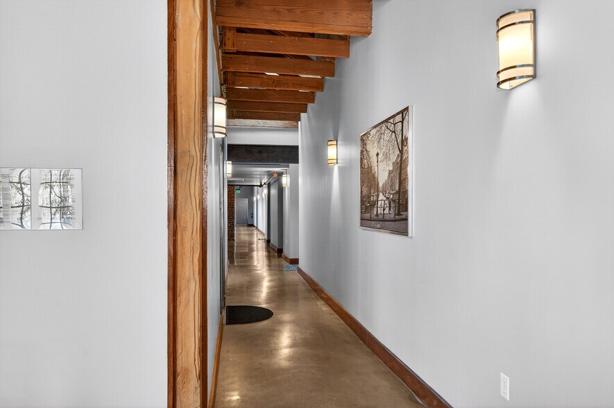 More Photos Of 1725 14th St, Sacramento Office For Sale