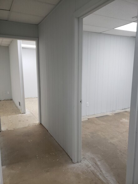 More Photos Of 453 Amboy Ave, Woodbridge Medical For Lease