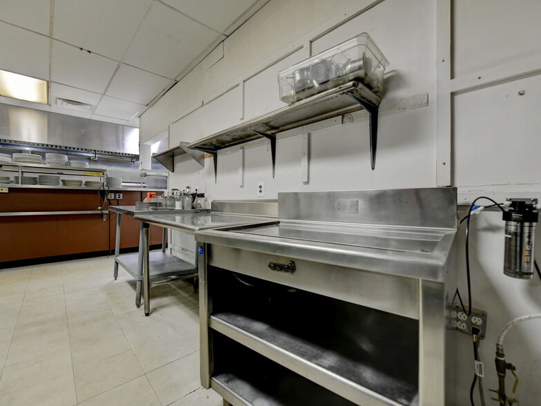 More Photos Of 638-640 Stokes Rd, Medford Restaurant For Sale