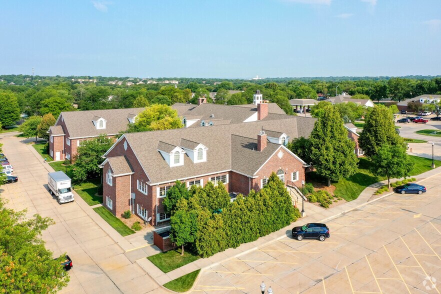 More Photos Of 3401 Village Dr, Lincoln Office For Lease