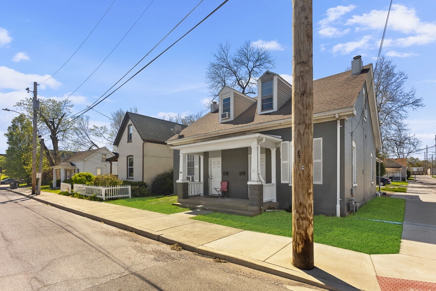 More Photos Of 31 N 14th St, Belleville Apartments For Sale