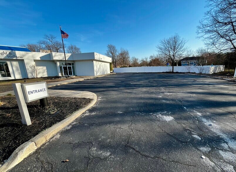 More Photos Of 2435 Rt-38, Cherry Hill Freestanding For Sale