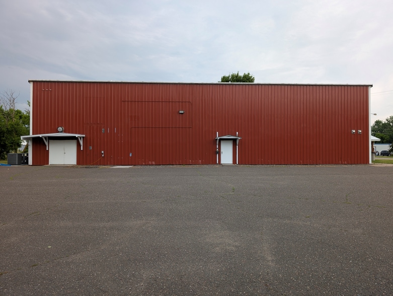 More Photos Of 520 Blanding Woods Rd, Saint Croix Falls Warehouse For Sale