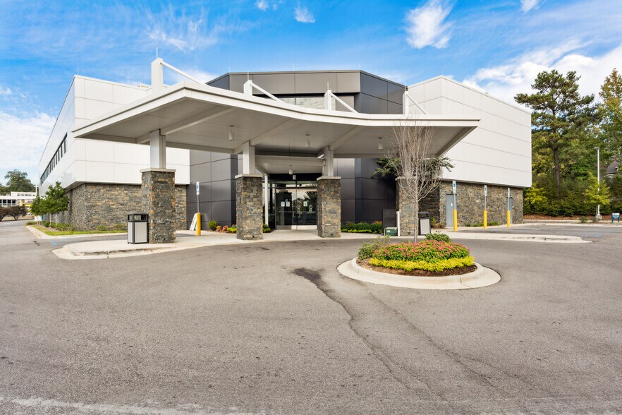 More Photos Of 1021 Montgomery Hwy, Vestavia Hills Medical For Lease