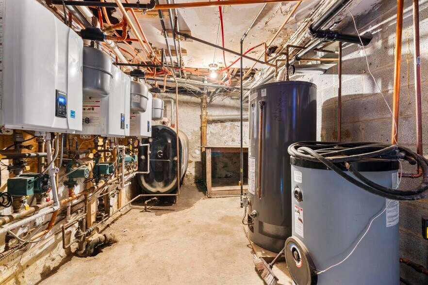 More Photos Of 127-131 Highland Ave, Yonkers Apartments For Sale