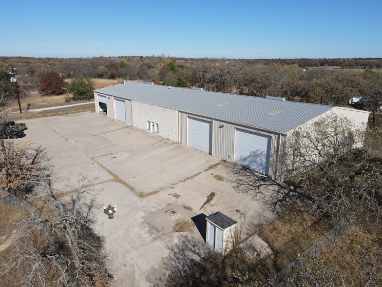 More Photos Of 2915 Greenlee Park Trl, Weatherford Warehouse For Sale