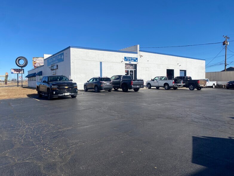 More Photos Of 3007 S Fillmore St, Amarillo Warehouse For Lease