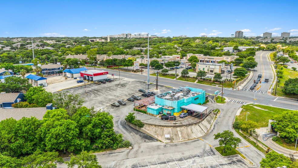 More Photos Of 7870 Callaghan Rd, San Antonio Restaurant For Sale