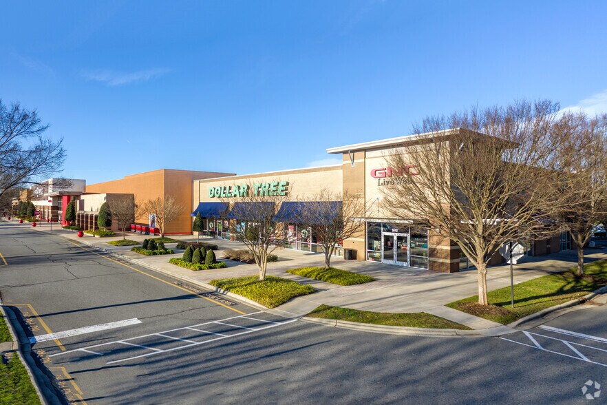 More Photos Of 6110-6130 Bayfield Pky, Concord Unknown For Lease