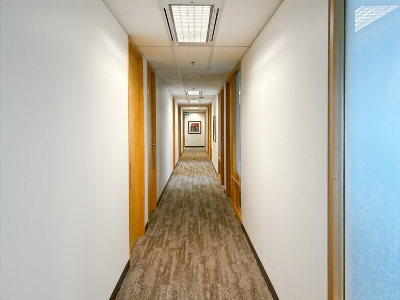 More Photos Of 1959 Upper Water St, Halifax Coworking Space