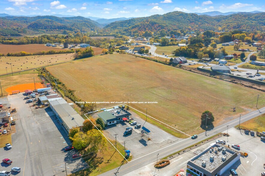 More Photos Of 128 Bank St, Tellico Plains Restaurant For Sale