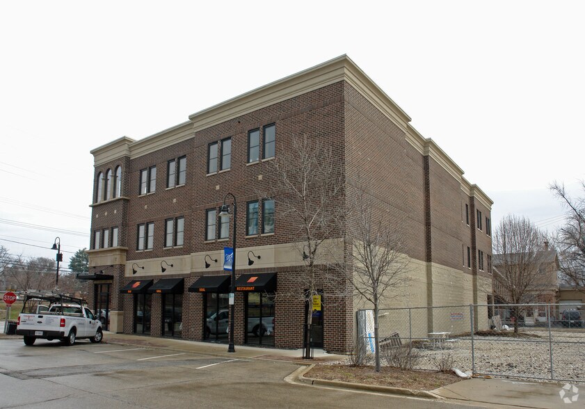 More Photos Of 1 Walker Ave, Clarendon Hills Office For Lease