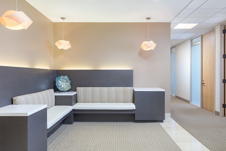 More Photos Of 11111 Santa Monica Blvd, Los Angeles Office For Lease