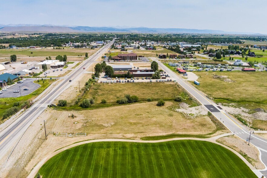 More Photos Of TBD Wilson Street, Pinedale Land For Sale