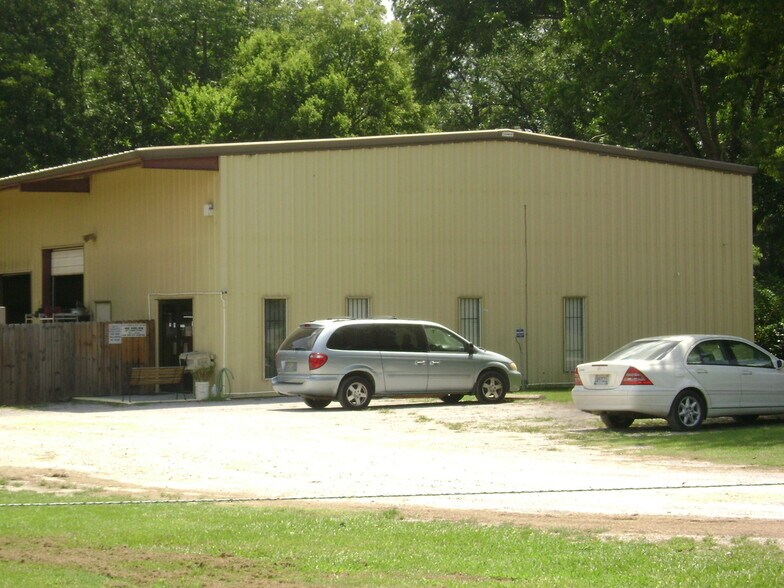 More Photos Of 565 Pike Rd, Pike Road Warehouse For Sale