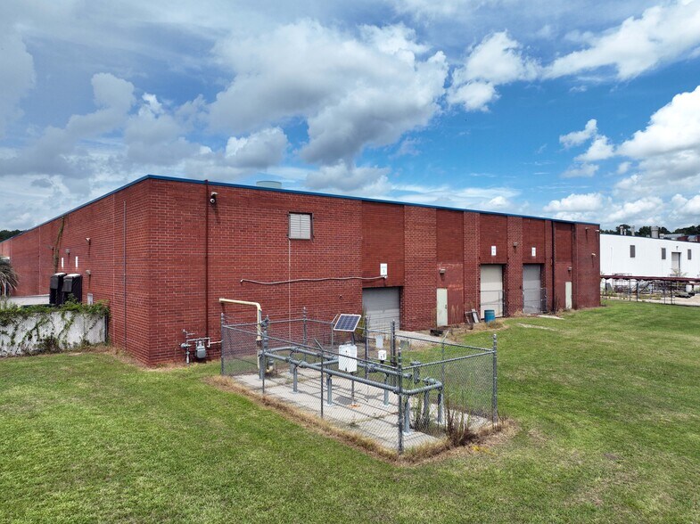 More Photos Of 1000 Bicycle Way, Manning Distribution For Sale
