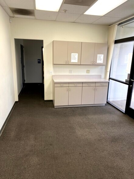 More Photos Of 1400 Pacific Ave, Oxnard Manufacturing For Lease