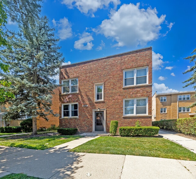 More Photos Of , Skokie Multifamily For Sale
