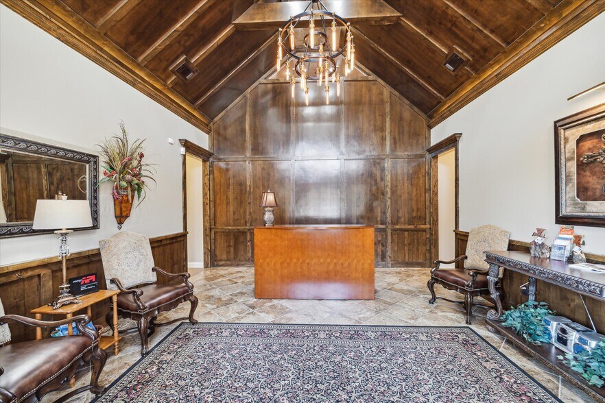 More Photos Of 435 Mason Park Blvd, Katy Loft Creative Space For Sale